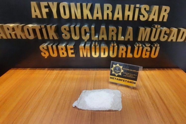 Metamfetaminle yakalanan 2 kişi tutuklandı