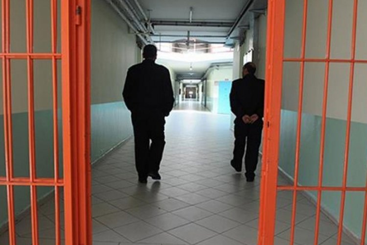 'H&uuml;k&uuml;ml&uuml;lere insanlık dışı muamele' iddiasına a&ccedil;ıklama