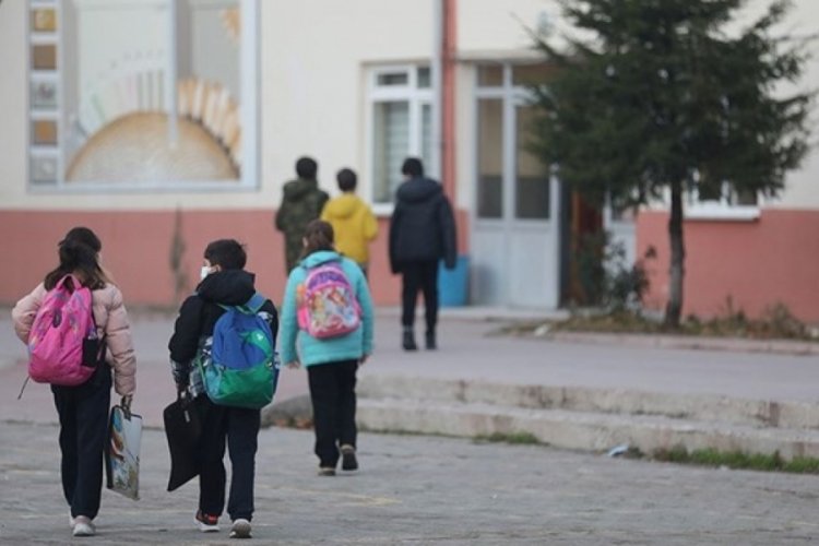 Okullarda yarıyıl tatilinin ardından ilk ders zili bug&uuml;n &ccedil;alacak