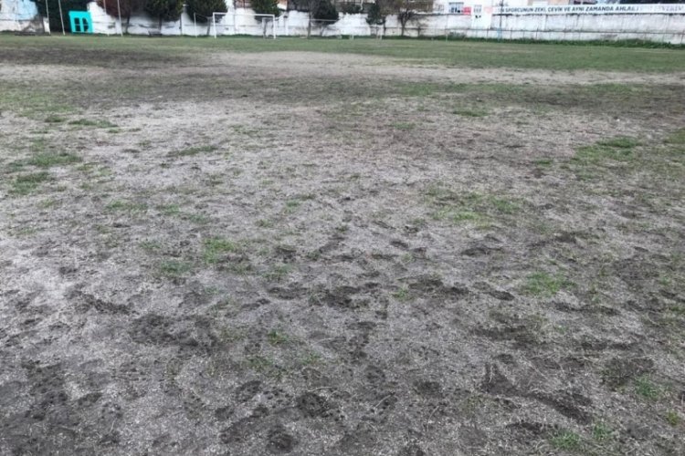 Bursa'da futbol kul&uuml;pleri kan ağlıyor! "İkinci Atat&uuml;rk Stadyumu vakası istemiyoruz" (&Ouml;ZEL HABER)