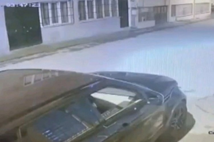 Bursa'da 5 milyonluk ara&ccedil;la hırsızlık yapmaya geldiler