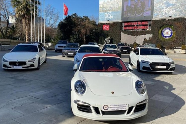 35 milyon TL olan 13 l&uuml;ks araca el konuldu!