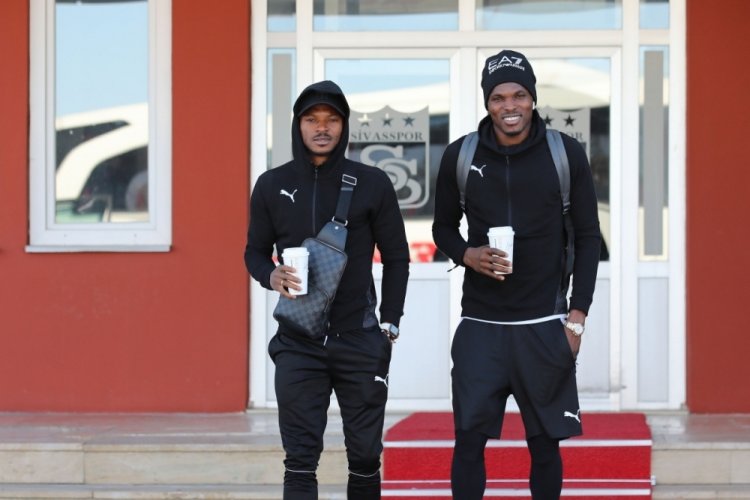 Sivasspor kupa ma&ccedil;ı i&ccedil;in Bandırma'da