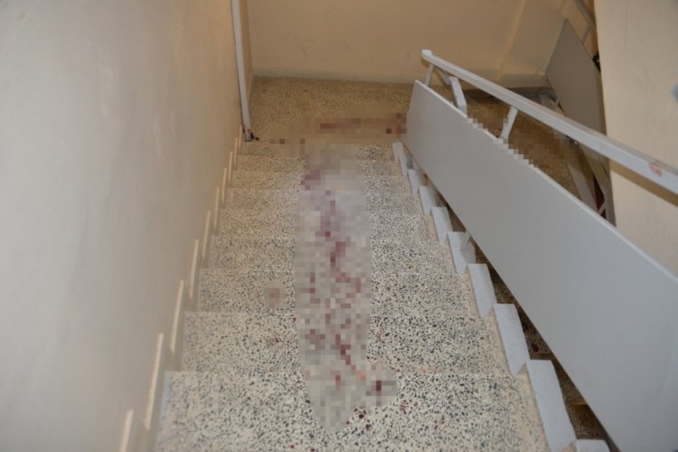 Adana'da uzman &ccedil;avuş, tartıştığı kişiyi tabancayla yaraladı