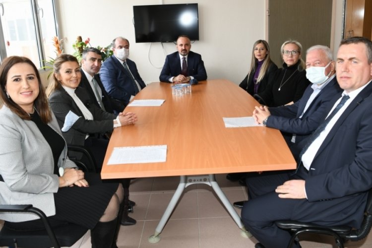 AK Partili B&uuml;lent Turan: Kendi kinlerinde boğulsunlar