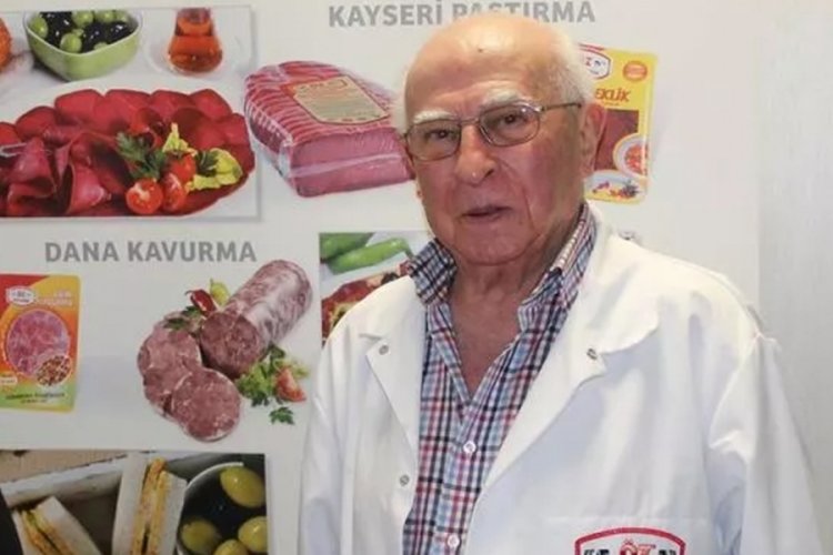Almanlara pastırma yedirip işkembe &ccedil;orbası i&ccedil;iren T&uuml;rk iş insanı hayatını kaybetti