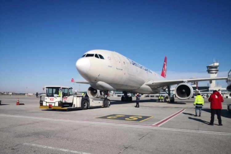 Atat&uuml;rk Havalimanı'nda kargo u&ccedil;uşları sona erdi