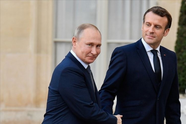 D&uuml;nyanın takip ettiği 5 saatlik toplantı sona erdi! Putin ve Macron'dan a&ccedil;ıklamalar