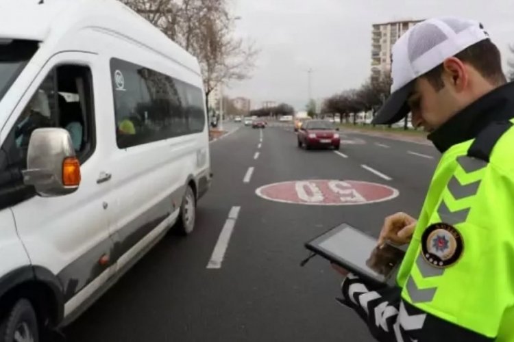 Bakanlık duyurdu: 446 okul servis aracı trafikten men edildi