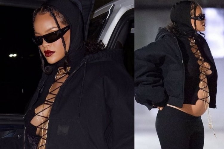 Rihanna'dan yeni hamilelik pozları...