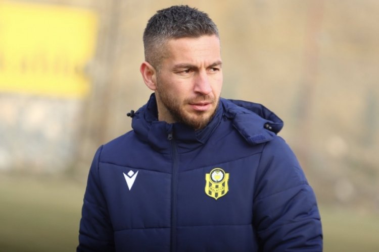 Adem B&uuml;y&uuml;k, Y. Malatyaspor'un başında ilk antrenmanına &ccedil;ıktı