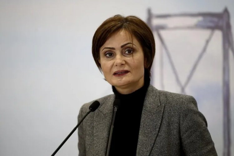 CHP, İstanbul'un 39 il&ccedil;esinde a&ccedil;ıklama yapacak: Zamlar geri alınsın