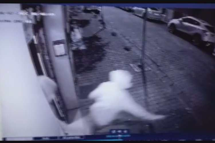 İstanbul'da hırsızları sopayla kovaladı