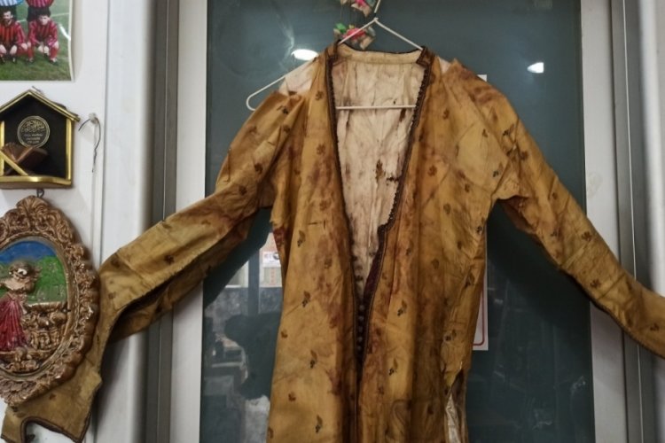 Yeşil sahalardan antikacı d&uuml;kkanına