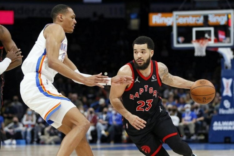 Toronto Raptors'ın galibiyet serisi s&uuml;r&uuml;yor