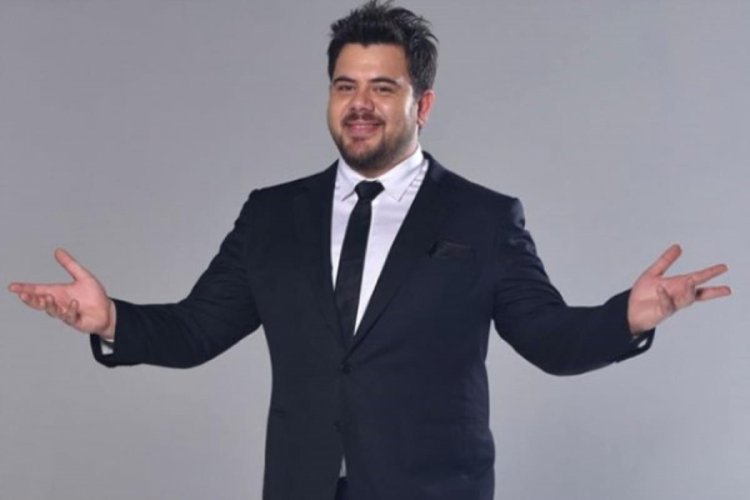 Eser Yenenler, kıyafetini eleştiren Bilgehan Demir'le birbirine girdi