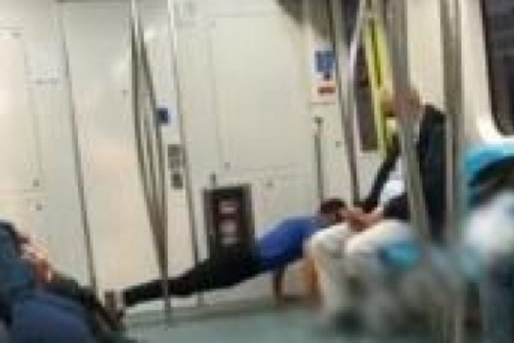 Marmaray'da şaşkına &ccedil;evirdiler: Kimse ne olduğunu anlamadı