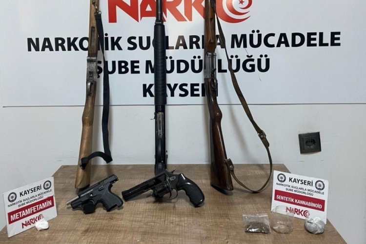 Kayseri'de uyuşturucu operasyonunda 5 g&ouml;zaltı