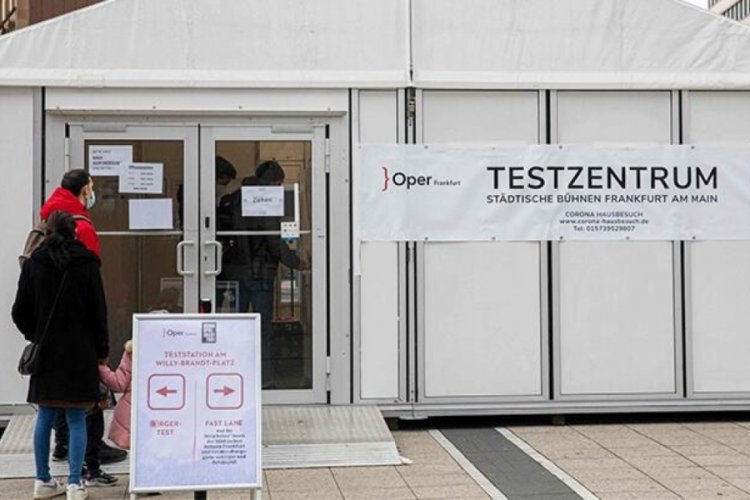 Almanya'da PCR testine antijen şartı