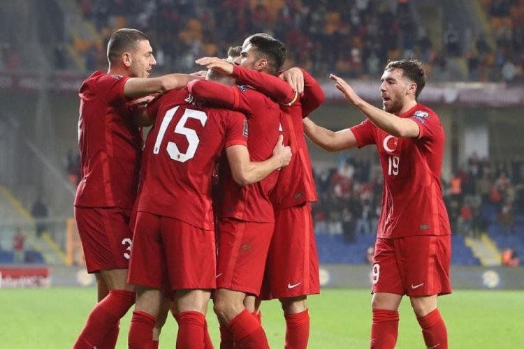 A Milli Futbol Takımı, FIFA sıralamasında geriledi
