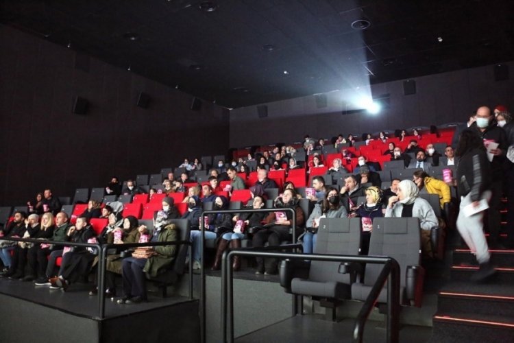 Bursalı şehit yakınları ve gaziler Eren'in hikayesini izledi