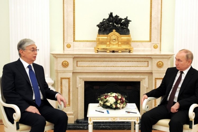 Putin: Kazakistan, uluslararası &ccedil;etelerin kurbanı oldu