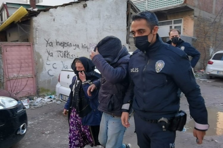 Bursa'daki hırsız sevgililer el ele cezaevine g&ouml;nderildi