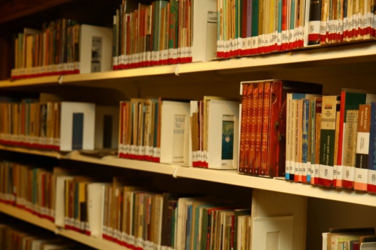Bursa'daki &ouml;d&uuml;n&ccedil; kitap uygulamasına yoğun ilgi!