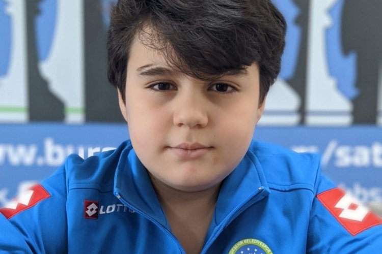 Bursalı Yağız Kaan Erdoğmuş başarıya doymuyor