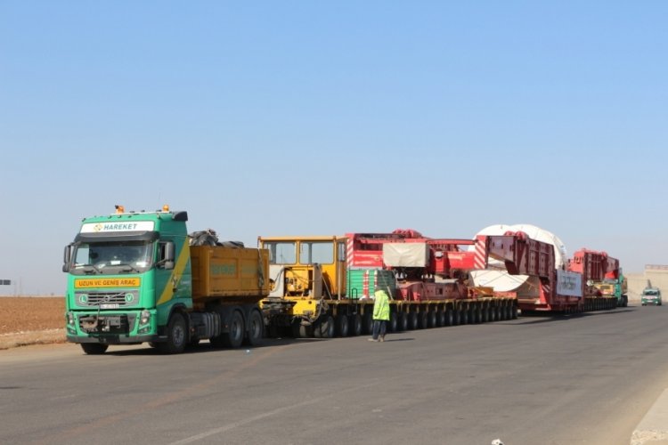 İskenderun'dan yola &ccedil;ıkan TIR, Habur'da