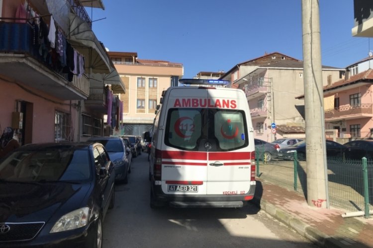 Komşuların kavgasında kan aktı