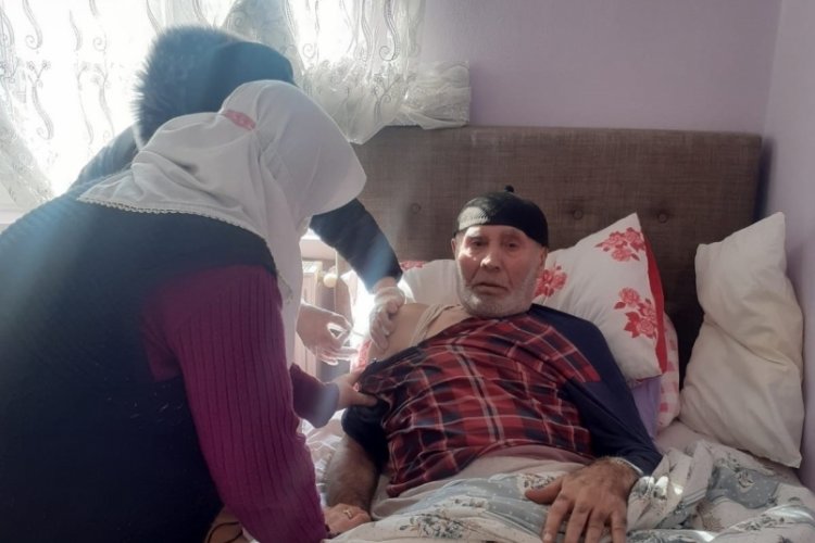 Yaşlı ve engellilere evde aşı hizmeti