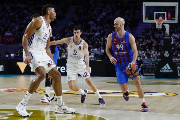 Barcelona potada Real Madrid'i mağlup etti