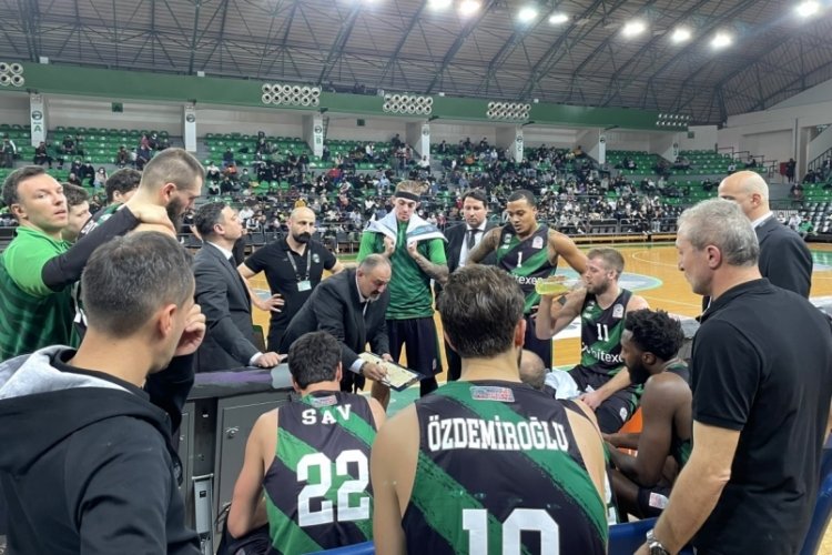 Dar&uuml;şşafaka, Afyon Belediyespor'u mağlup etti