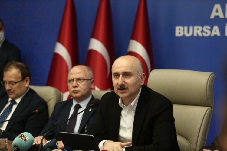 Adil Karaismailoğlu: Halkımız suyu getirenle testiyi kıranları &ccedil;ok iyi biliyor