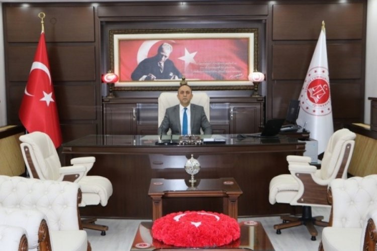 Belediye binasına d&uuml;zenlenen saldırının ş&uuml;phelileri yakalandı