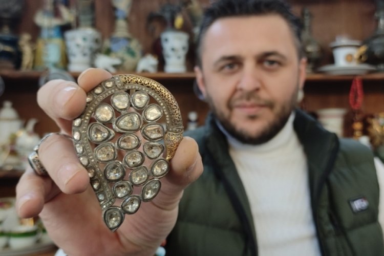 Bursa'da bu Sevgililer G&uuml;n&uuml;'nde antik takılar moda