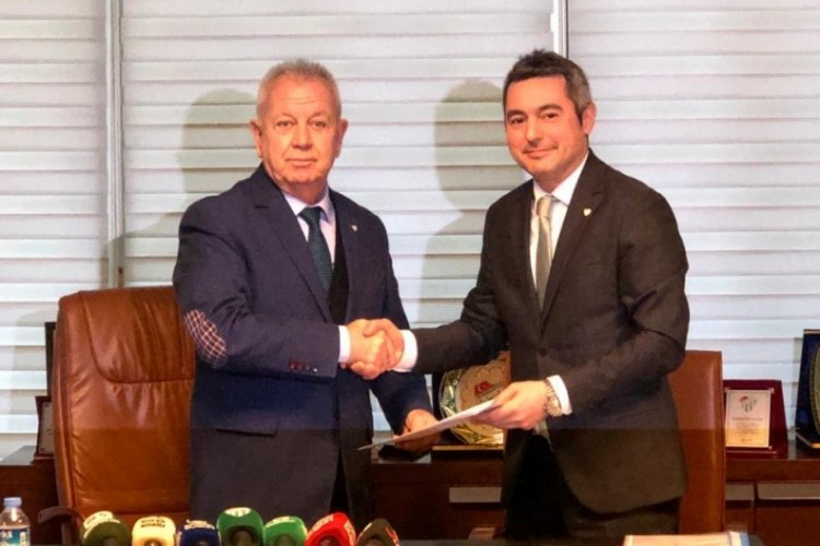 Banaz: Bursaspor'un sorunlarının &ccedil;&ouml;z&uuml;m&uuml;n&uuml; biliyoruz