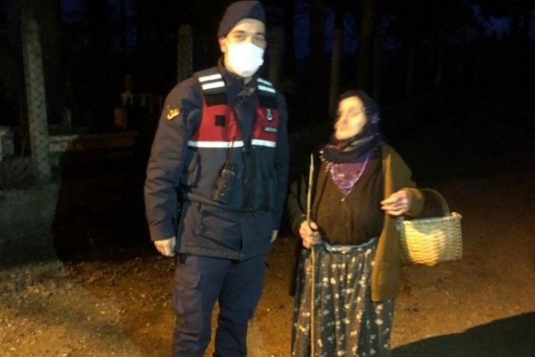Ormanda ot toplarken kayboldu, torununun sayesinde bulundu