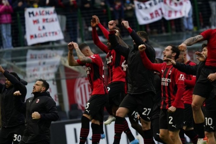 Milan liderliğe y&uuml;kseldi