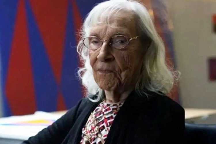 Ressam Carmen Herrera hayatını kaybeti