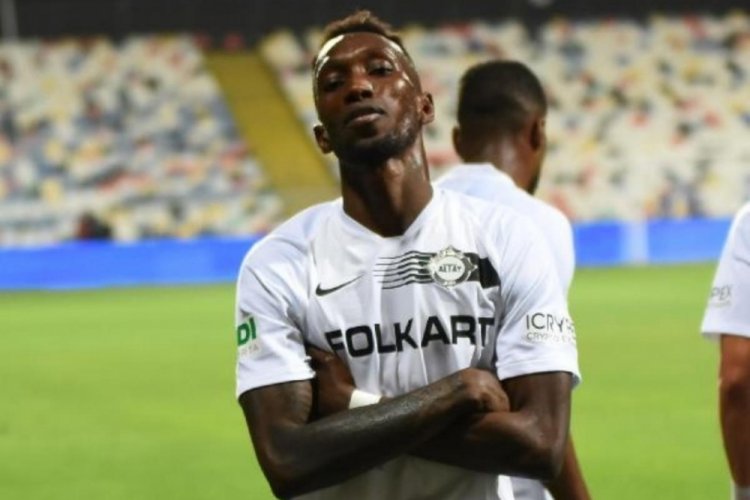 Daouda Karamoko Bamba yedek kul&uuml;besinden &ccedil;ıkamıyor
