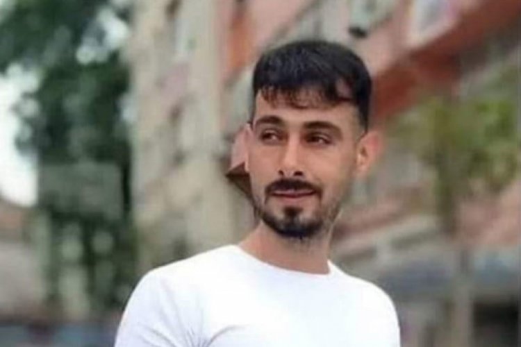 Artvin'de bı&ccedil;aklı kavgada 32 yaşındaki gen&ccedil; hayatını kaybetti