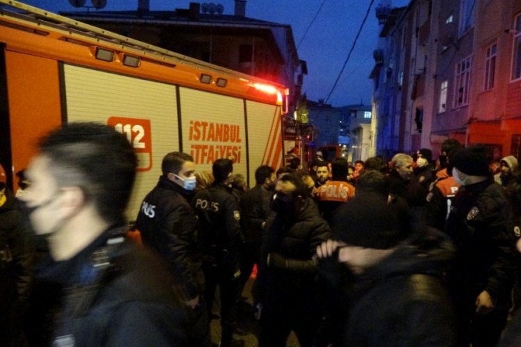 İstanbul'da yangında &ouml;len &ccedil;ocuğun ailesi ile polis arasında arbede