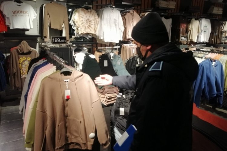 Zabıta ekipleri fahiş fiyat denetimi i&ccedil;in sokaklarda