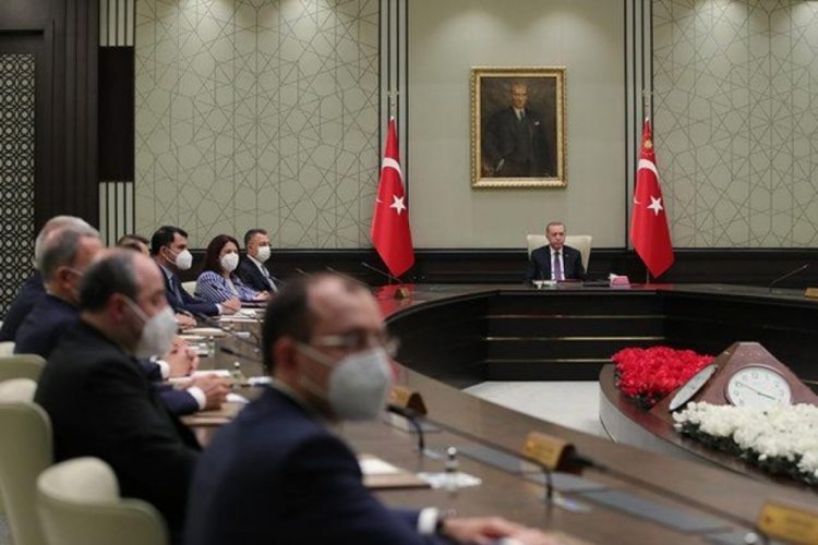 Cumhurbaşkanlığı Kabinesi elektrik g&uuml;ndemiyle toplanacak!