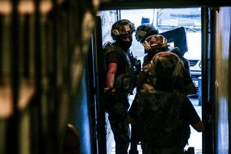 Zonguldak'ta FET&Ouml; PDY'nin kadın imamlarına operasyon