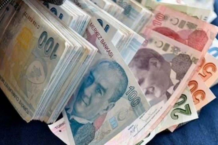 Yaşlı adamı 174 bin 446 lira dolandırdı