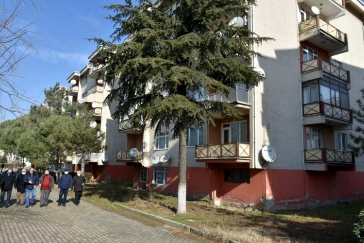Edirne'de riskli yapı raporu site sakinlerini ikiye b&ouml;ld&uuml;