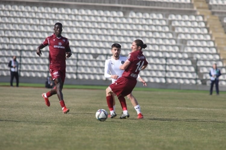 Bandırmaspor-Manisa FK ma&ccedil;ında gol &ccedil;ıkmadı